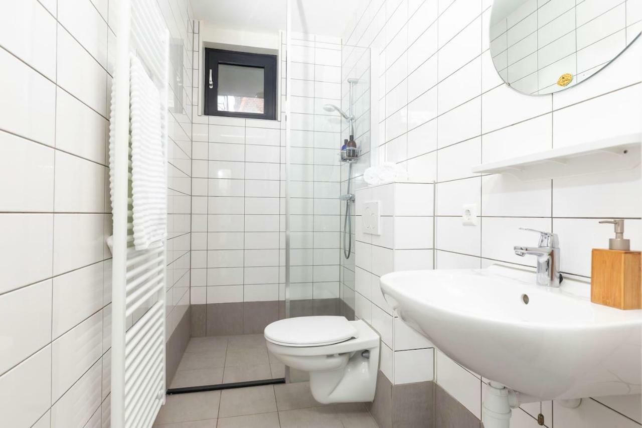 شقة Retreat To Quite Newly Build Apt Center دلفت المظهر الخارجي الصورة
